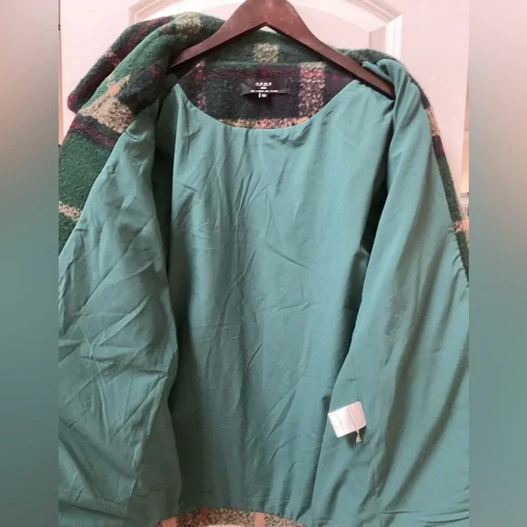 On Parle De Vous Wool Plaid Coat - Picture 6 of 7